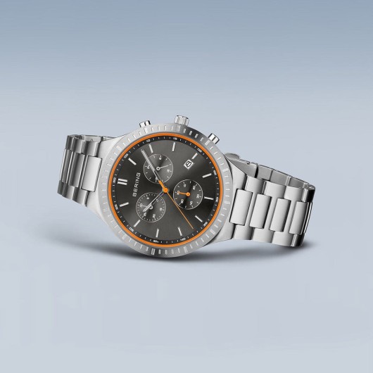 11743-709 - TITAN CHRONO
